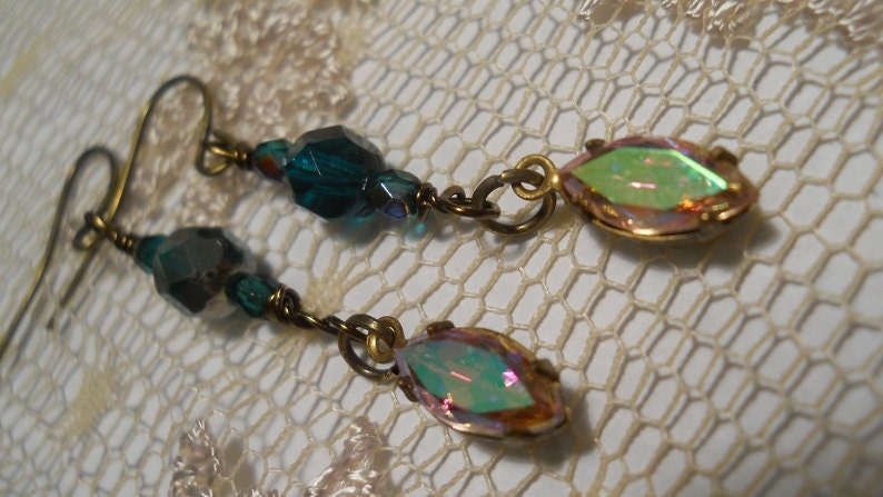 Émeraudes et Opales emerald opal earrings vintage crystals marquise rhinestone jewels Christmas holiday glamour