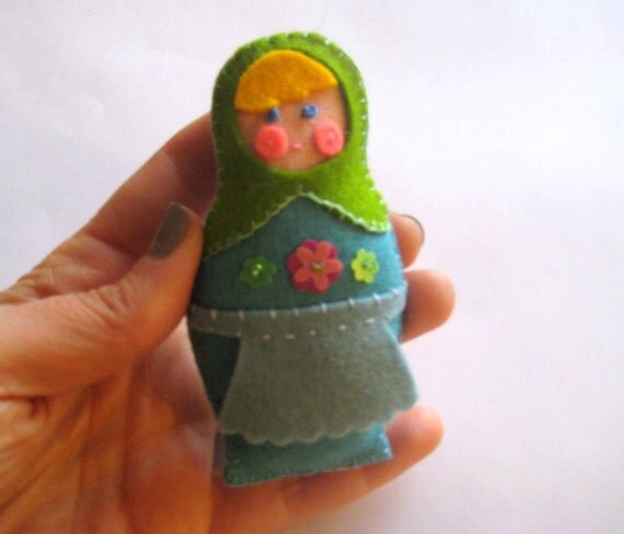 Nesting Doll Pin - Blue
