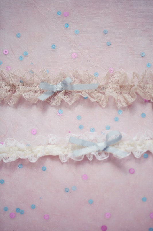 Toss Garter something blue