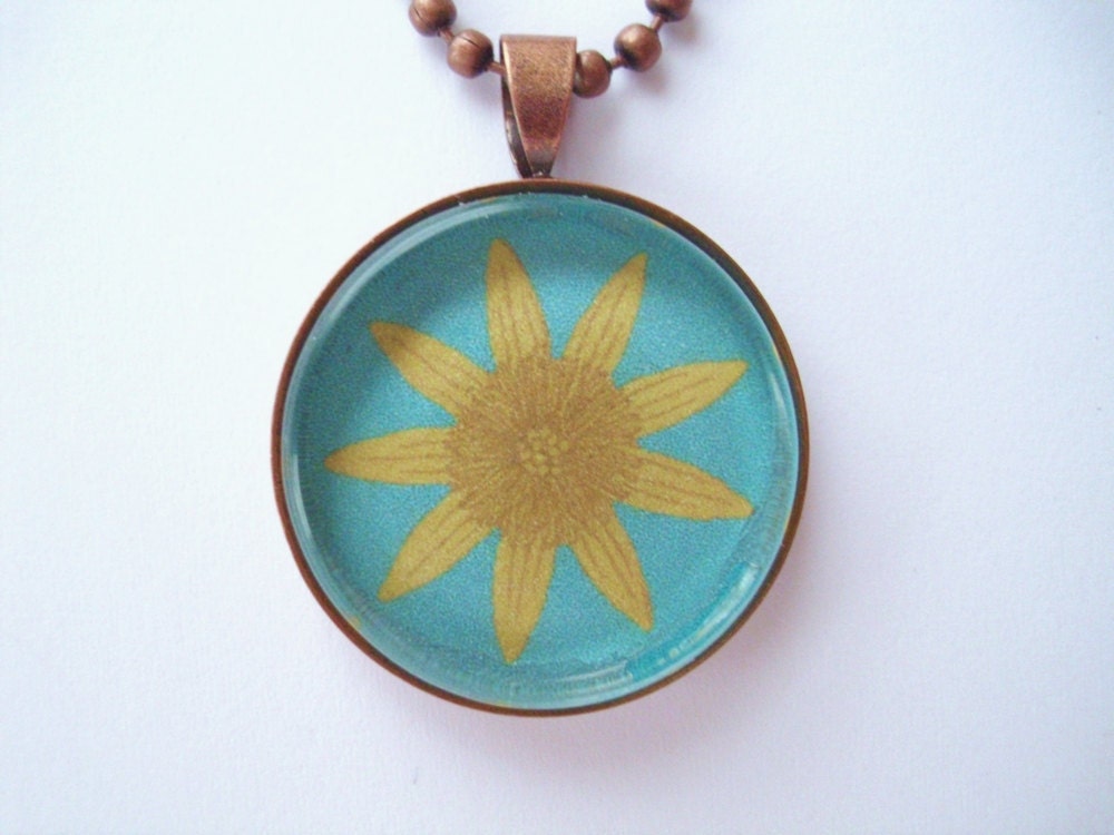 Sunflower Glass Tile Pendant, Vintage Floral Pendant, Vintage Sunflower - chain included