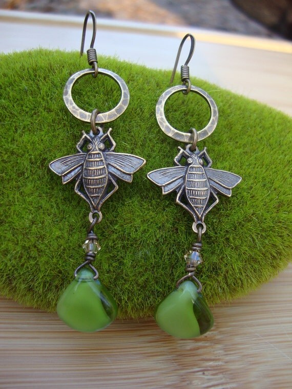 Green Bumble Bee Earrings Preview 3