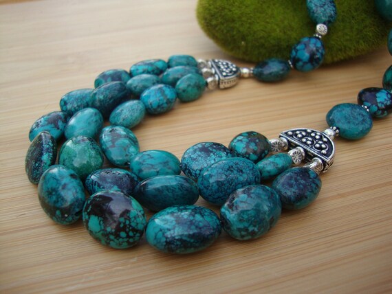 Chunky Turquoise Necklace Preview 1
