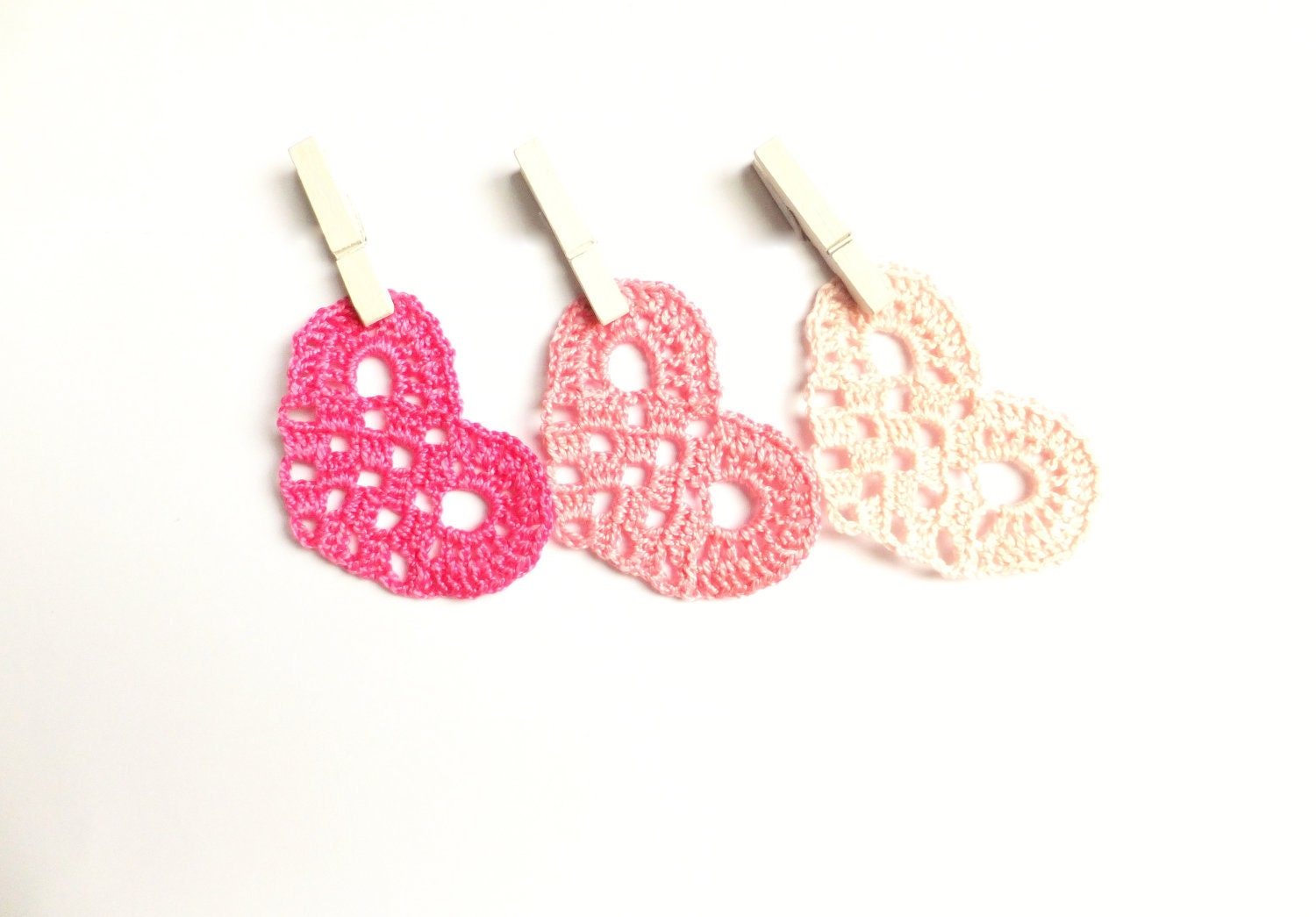 Crochet pink hearts Wedding decorations favors applique 