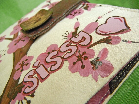 Personalization of Painted Covers Purses or Pillows