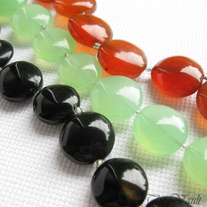 Assorted Chalcedony 15-18mm coin - (destash)