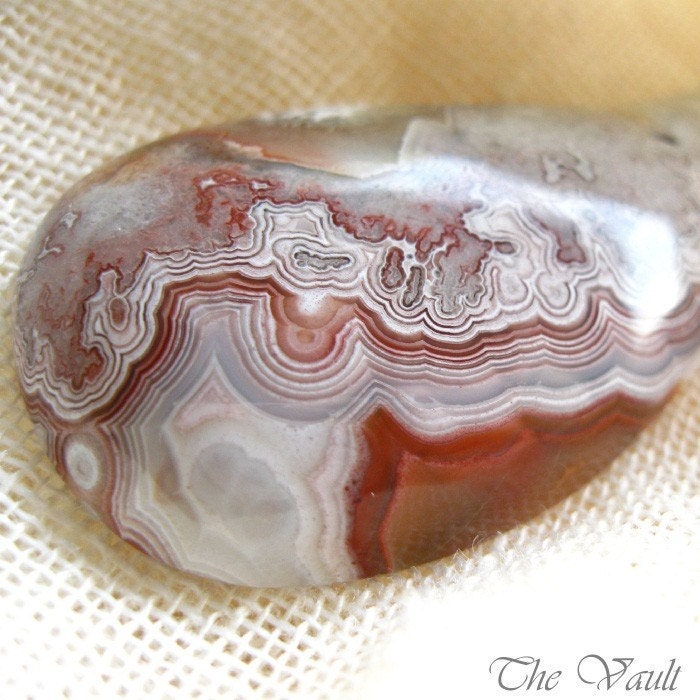 Building Islands - Laguna Lace Agate freeform teardrop cabochon