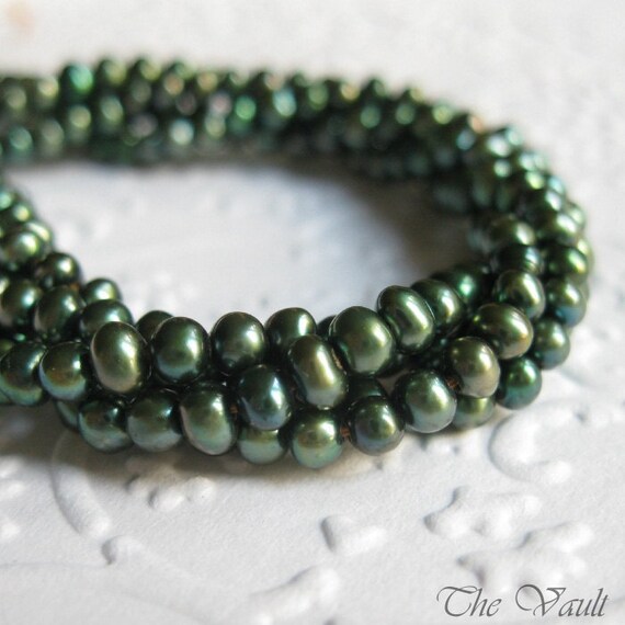 Pearl strand 3mm green 16 inches