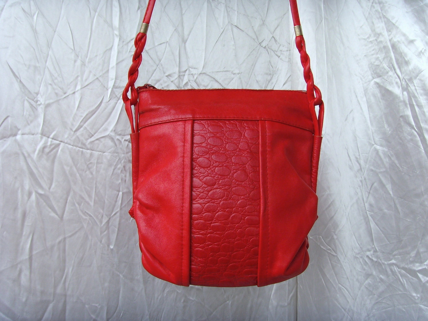Vintage Leather 70's Bright Red Little Bag Crossbody On Shoulder Long Strap Great Vintage Condition READY TO SHIP From Cvetinka