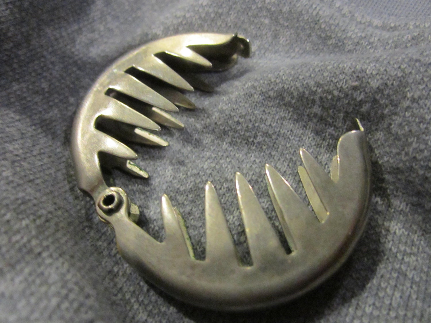 Vintage 1920s-1940s hair pin clamp