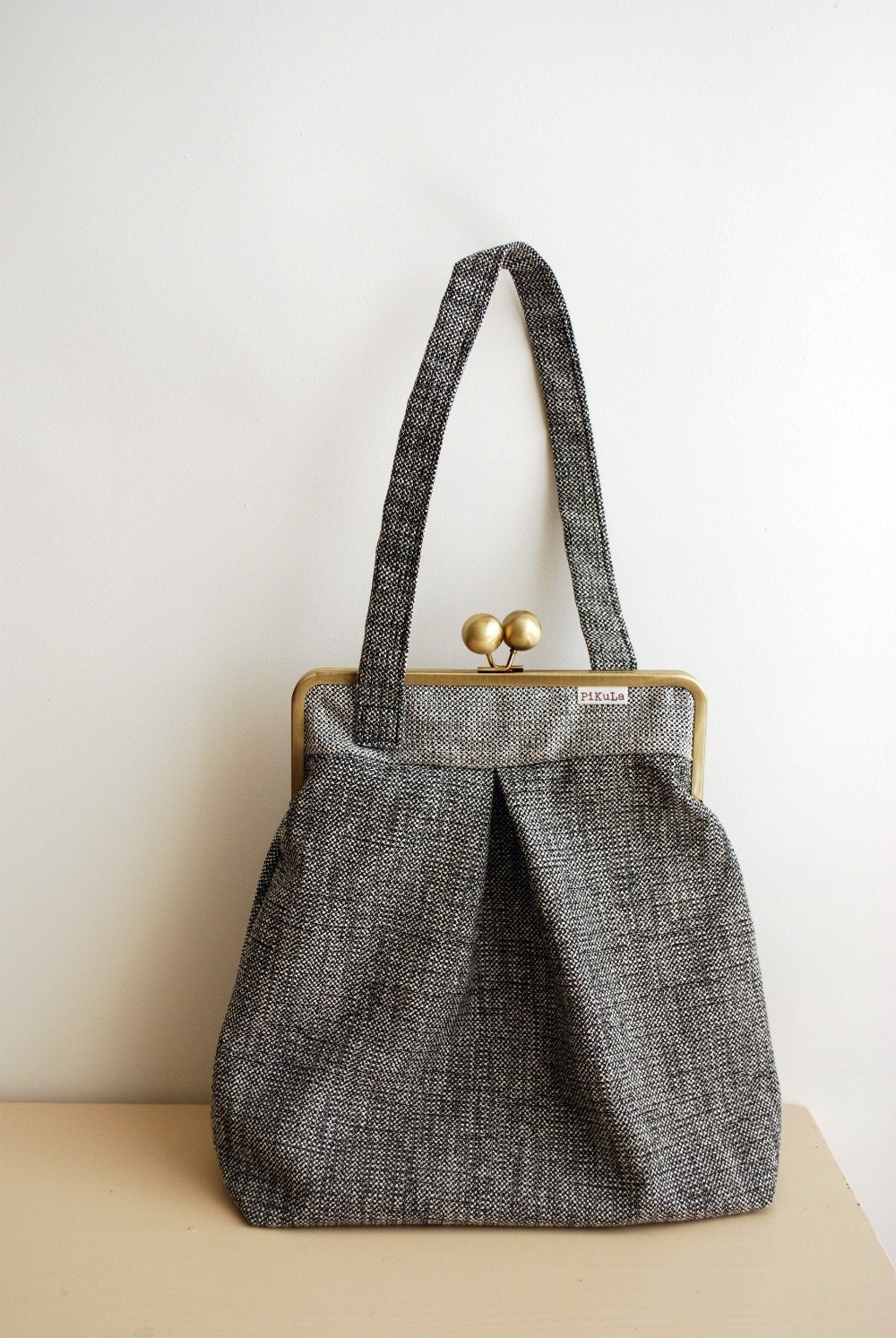 LARGE BAG grey and white
