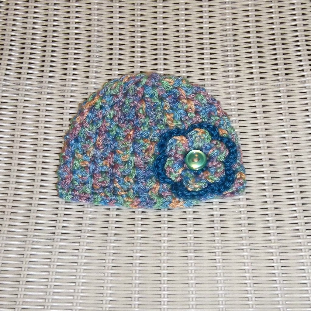 Crocheted Beanie Newborn /3 months Flower