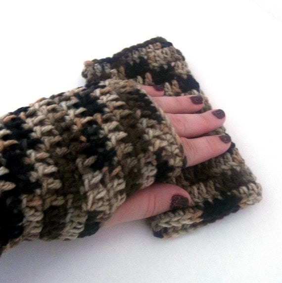 Fingerless Gloves Crocheted Cammo