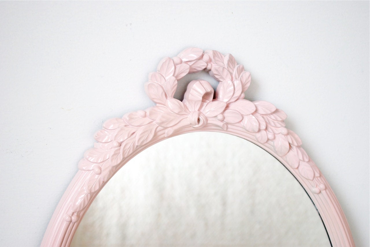 Vintage Ornate Oval Mirror in Painted Pink