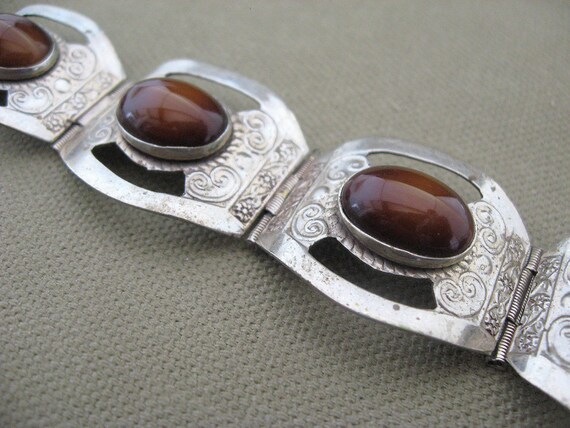Sterling Hencho Mexico Bracelet Signed EN Cats Eye Stone