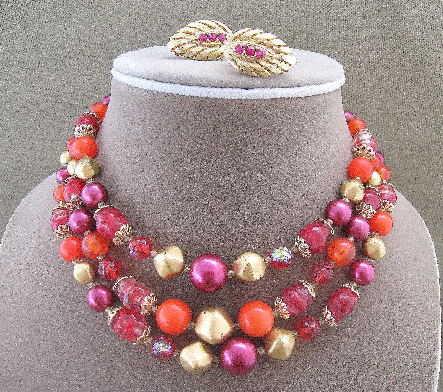 Rose Raspbery Vintage Layered Bead Necklace Set