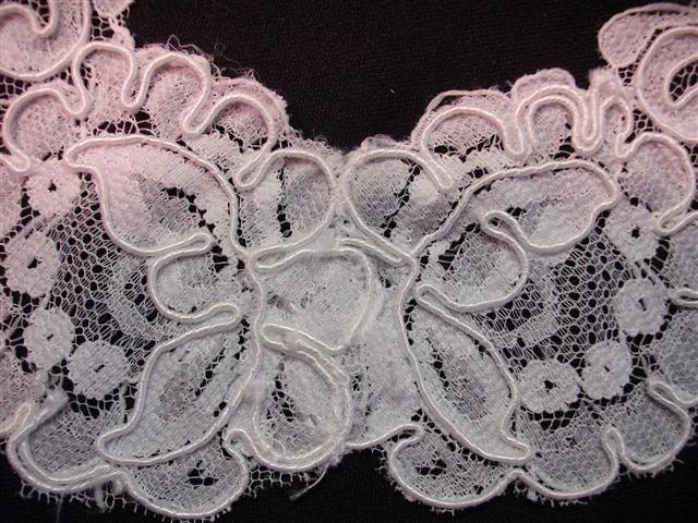 Grab Em By The Collar - Vintage Lace Collar Applique - White - (3)