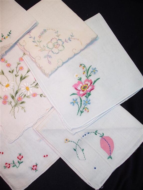 Handkerchiefs - Vintage Embroidered Hanky Grouping of 8 - (F) - Hanky Panky