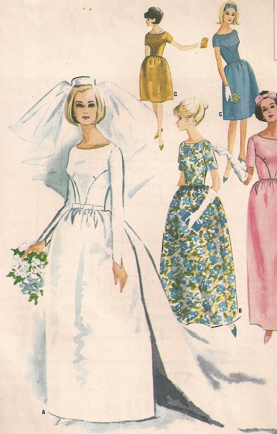 Vintage 60s Wedding Dress Pattern Detachable Train with Bell Skirt WEDDING