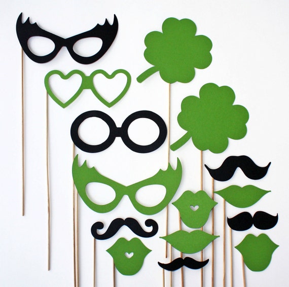 St. Patrick's Day Photo Booth Props - 15 Piece