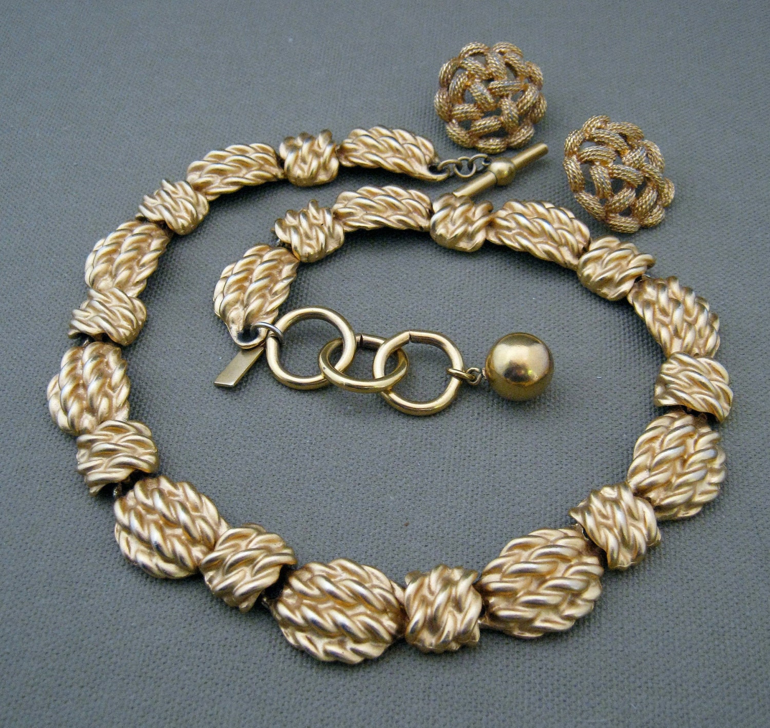 Chunky Talbots AK Signed Vintage Necklace Metal