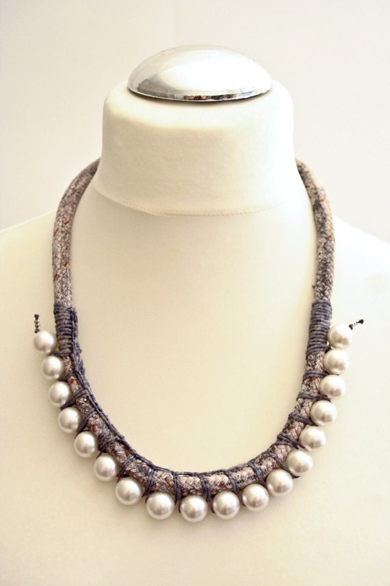 faux pearl crochet collier dyed rope