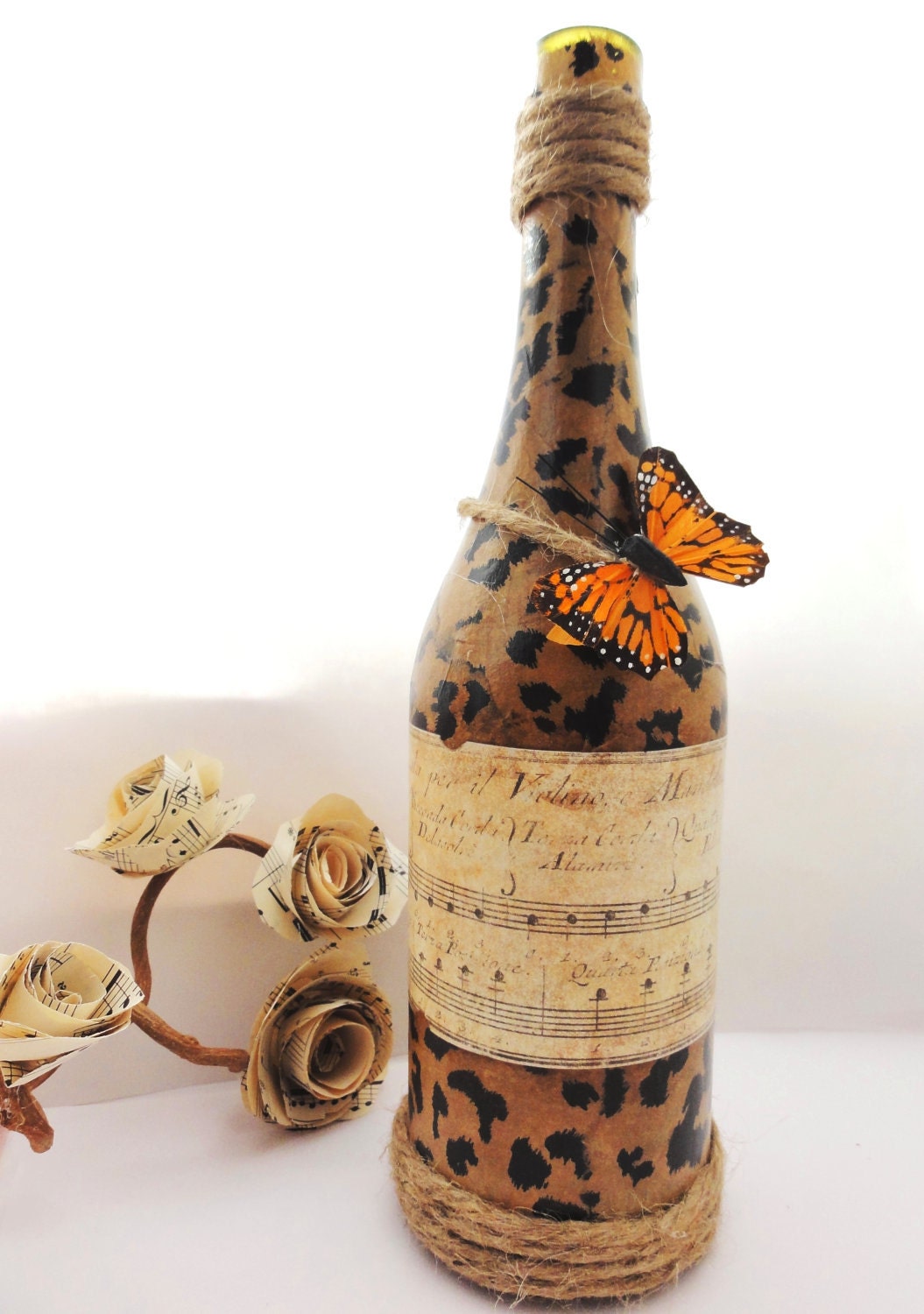 Ферма Таблица центр шт, Vintage ваза бутылка с Leopard для печати, бабочка и старый итальянский Music Label 