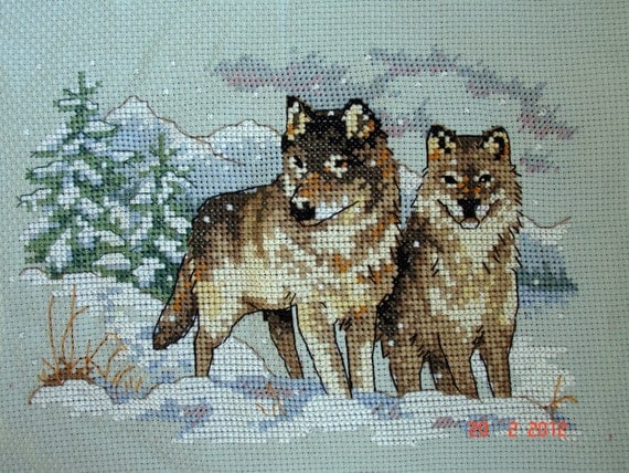 Wolf cross-stitch
