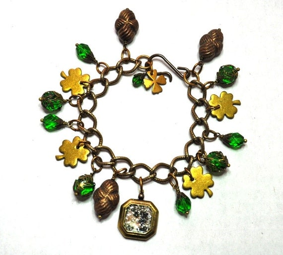 Vintage Assemblage Luck of the Irish St. Patrick's Day Shamrock Four Leaf Clover Charm Bracelet