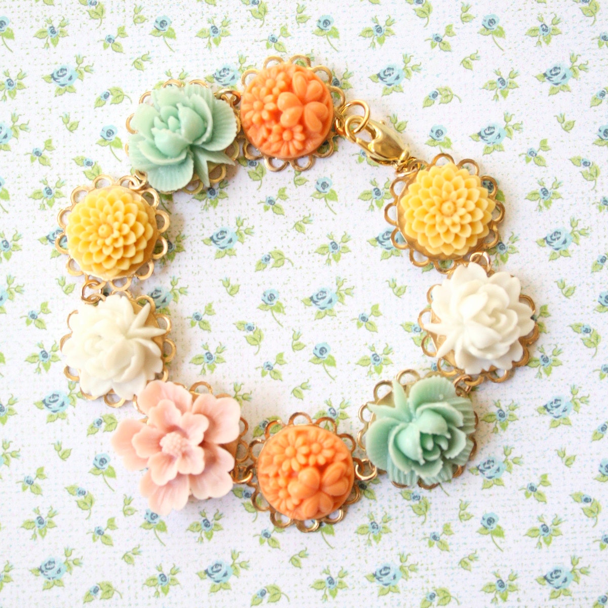 Spring floral charm Bracelet