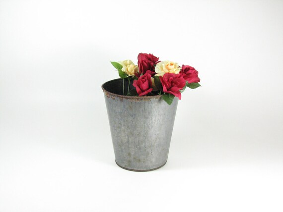 Vintage Sap Bucket- BridgewoodPlace