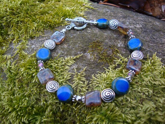 Blue Spiral Bracelet Preview 3