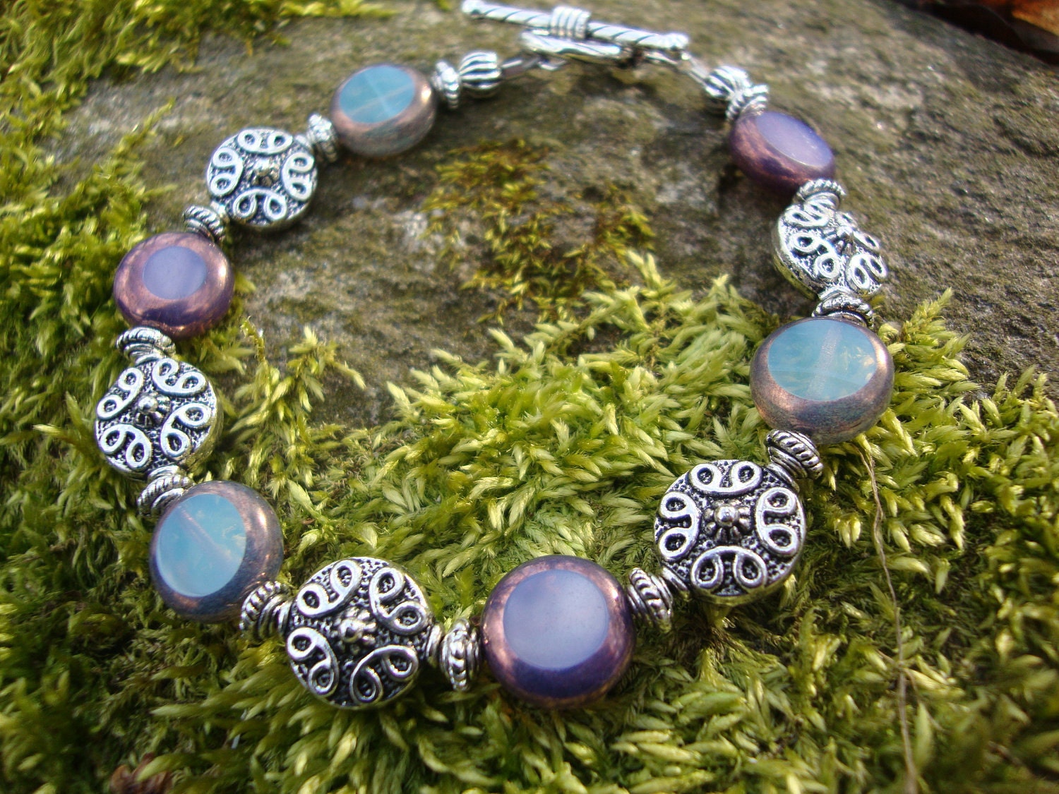 Blue And Purple Czech Glass Bracelet Preview 2