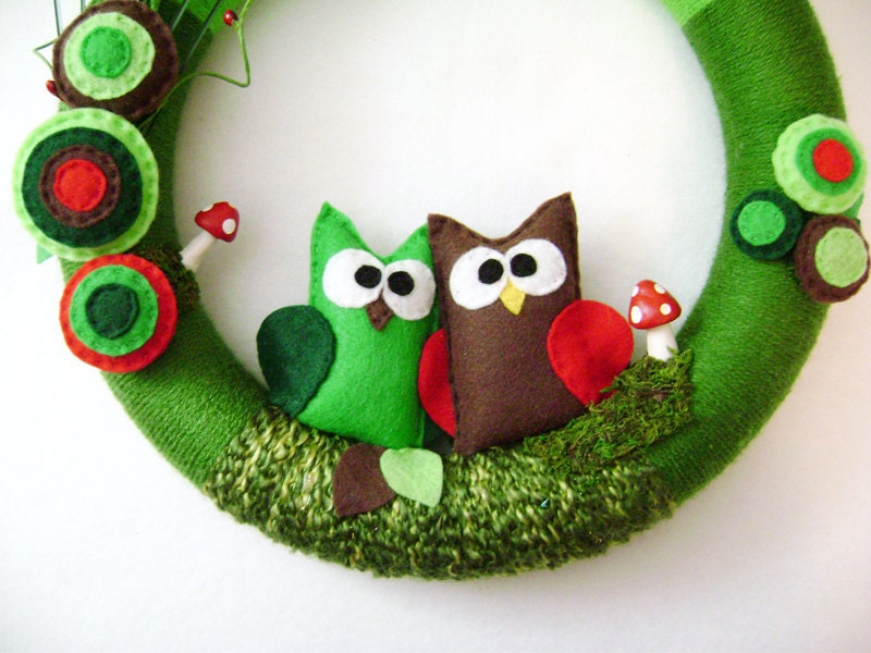 Felt and Yarn Wreath - New Growth - Made to Order - Lush Green and Owl Pair
