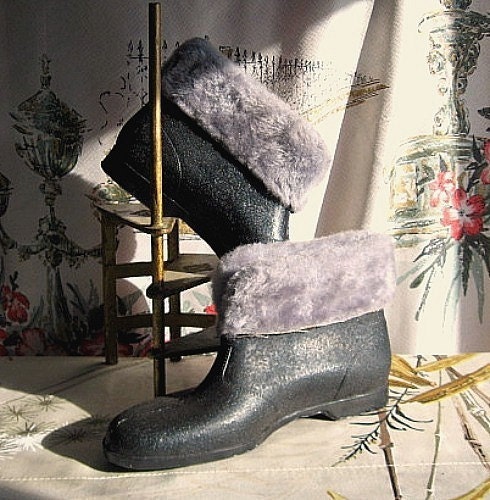 vintage 70s boots rain snow winter slip on