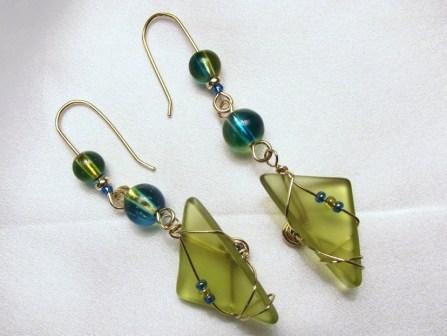 Spring green and turqquoise glass ear rings 14/20 gold filled wire wrapped