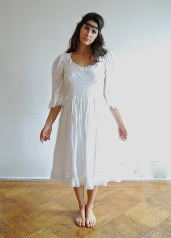 DRESS sm 1970s white peasant hippie wedding dress From CasaVintage