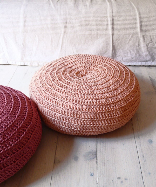 Floor Cushion Crochet- salmon pink