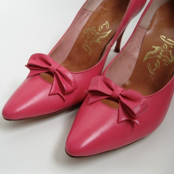Vintage 1960s Wedding Shoes Shocking Pink Leather Bow High Heel Stiletto