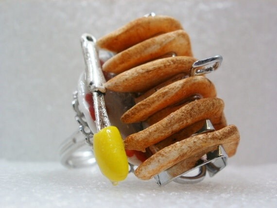 Toast Ring. Polymer Clay.