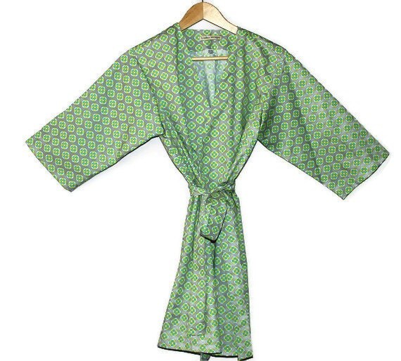 Womens Cotton Robe. Dressing Gown.  Bathrobe.  A la Mode.  Mid Calf Length.