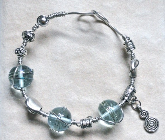 Cool Clean Water Aqua Blue Lampwork Bead Sterling Siver Bracelet