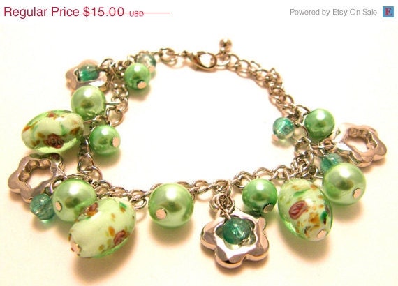 30% CEARANCe SALe and FREe SHIPPING Handmade Lampwork Chunky Charm Bracelet CCB003 St Patricks