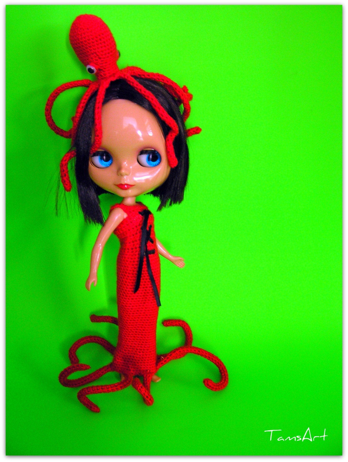 OOAK Blythe Pullip Barbie Dal Doll Halloween Kooky Spooky Cute Red Black