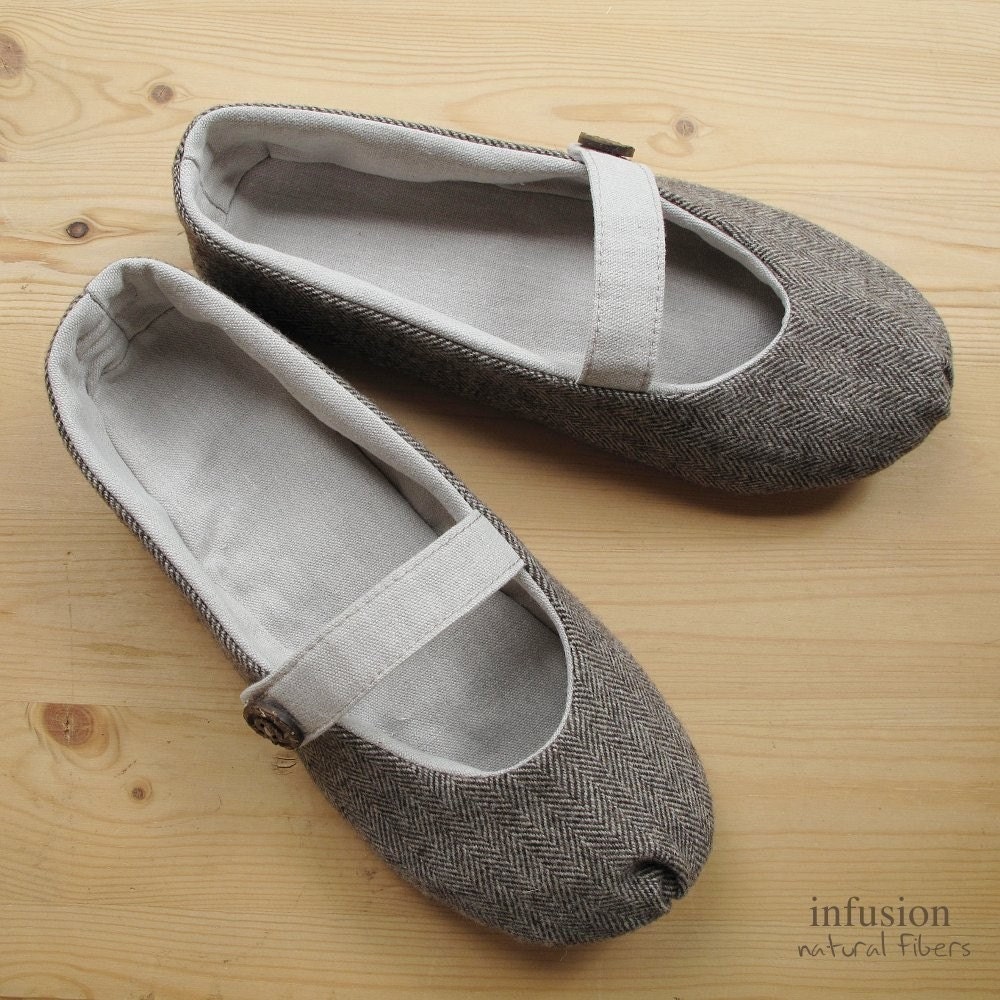 Eco Toes in Herringbone Wool. LAST PAIR. 5-5.5