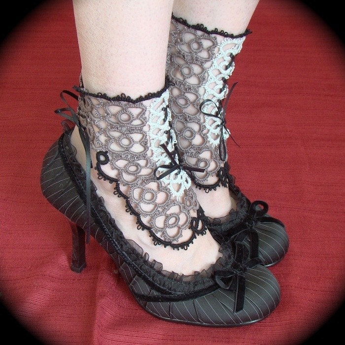 Tatted Lace Spat Ankle Corset - Black Tie