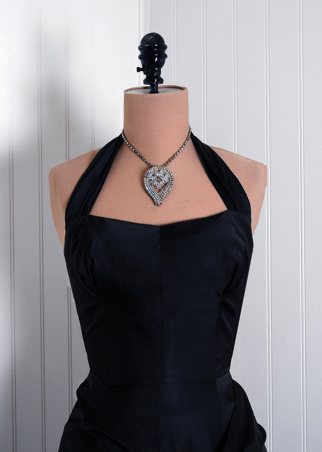 1950's Vintage Seductive Midnight-Black Satin Designer-Couture Sweetheart Low-Plunge Halter Nipped-Waist Rockabilly Ballerina-Cupcake Hourglass Sculpted-Sash Fishtail Circle-Skirt Mermaid Bombshell Formal Wedding Evening Cocktail Party Dress