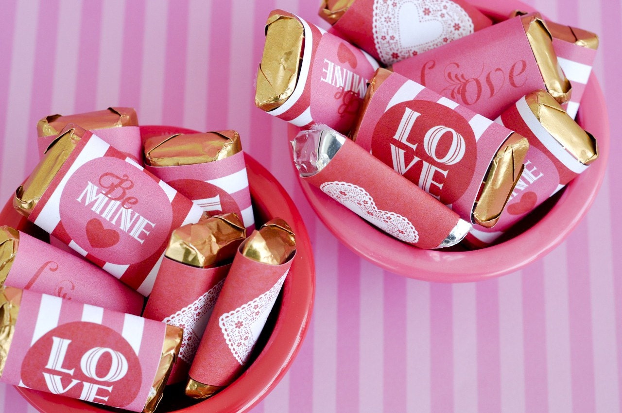 Red and Pink Traditional Valentines Party PRINTABLE Mini Candy Bar Wrappers by Love The Day