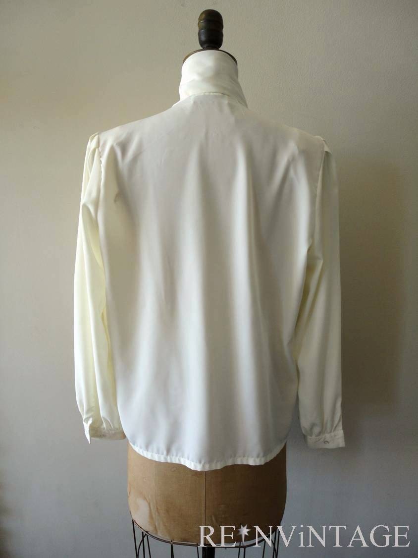 vintage CREME DE LAiT secretary top