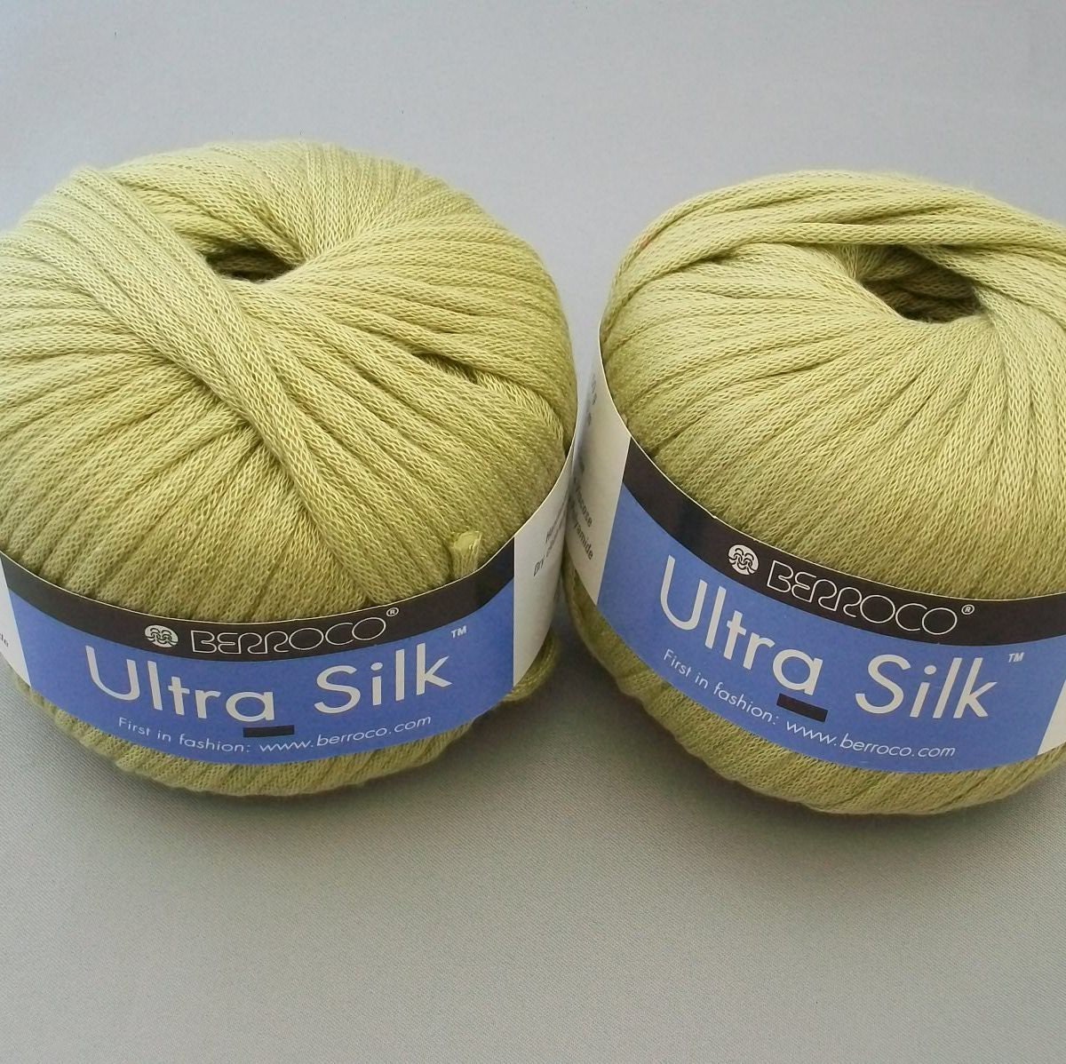 Berroco Ultra Silk Yarn Color 1850 Green 2 skeins - destash by foxygknits