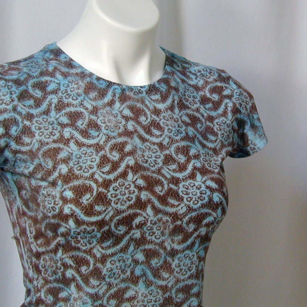 Sky and Earth Atomic Lace Tee (extra small)